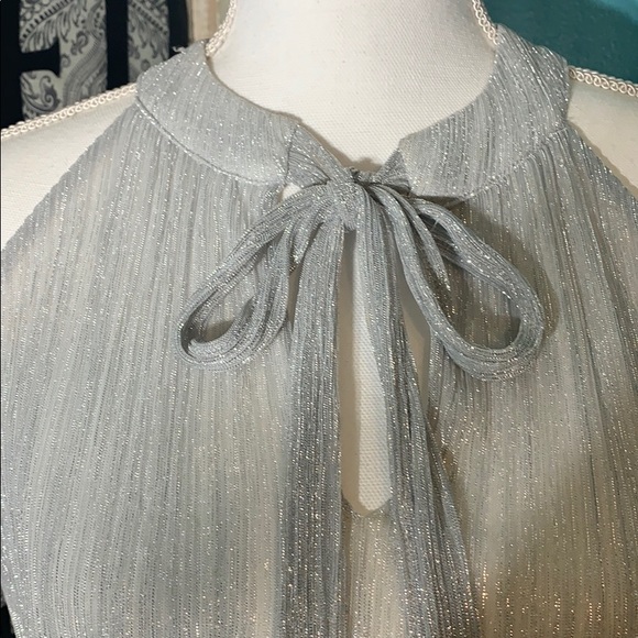 💄Worthington ladies silver top M - Picture 2 of 4